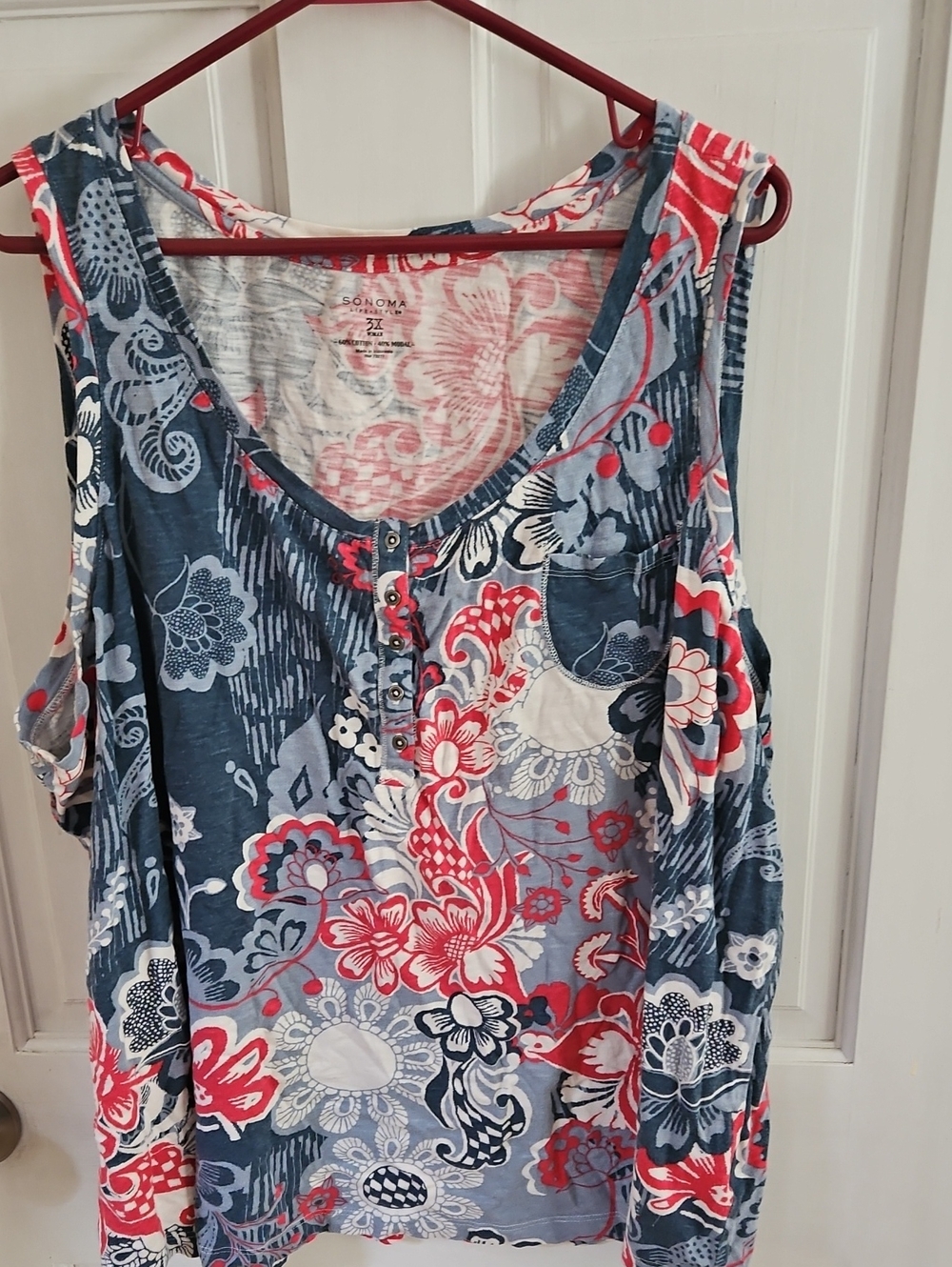 Sonoma Scoop Neck Floral Tank Top - Blue & Red